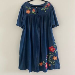 Go Softly Embroidered Floral Denim Short Sleeve Zip-Front Patio Dress Sz 1X